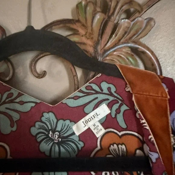 Jodifl Velvet Fringe Kimono - Picture 5 of 6